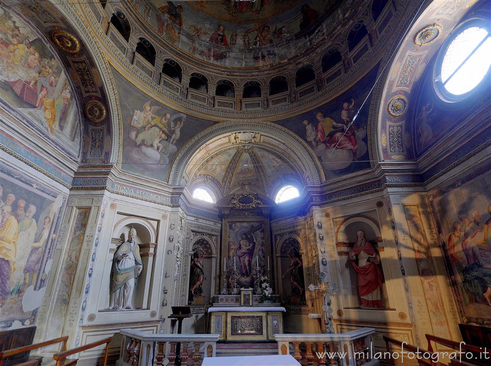 Caravaggio (Bergamo, Italy) - Interior of the Chapel of the Blessed Sacrament in the Church of the Saints Fermo and Rustico